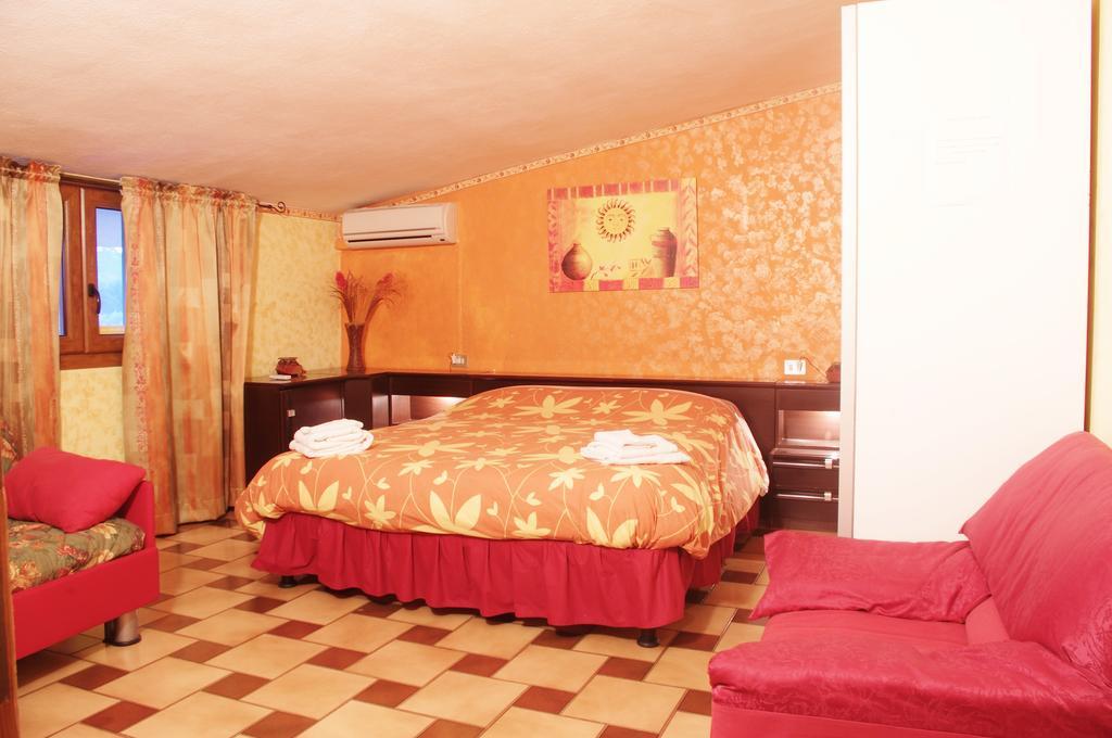 B&B Fantar House 카르보니아 객실 사진