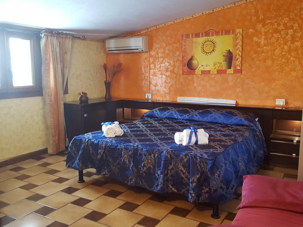 B&B Fantar House 카르보니아 외부 사진