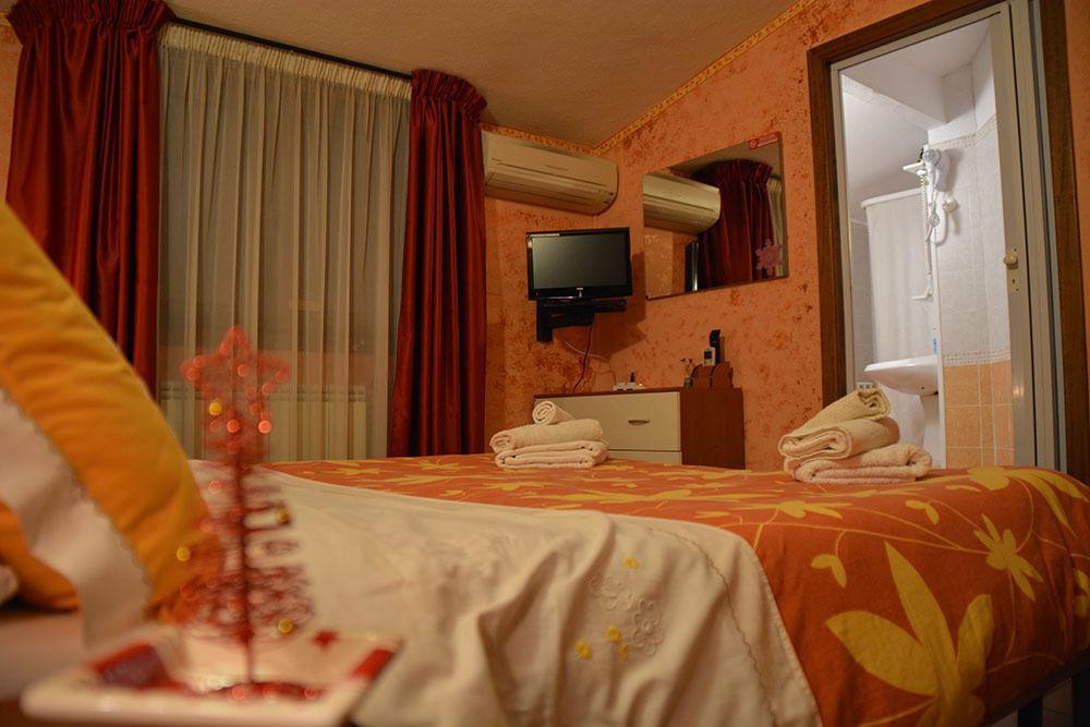 B&B Fantar House 카르보니아 외부 사진