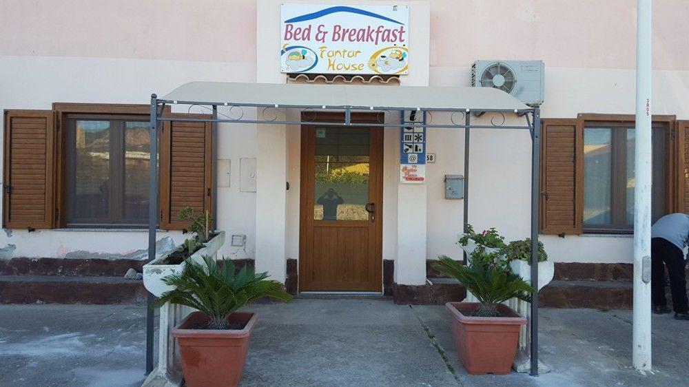 B&B Fantar House 카르보니아 외부 사진